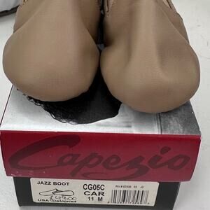 Capezio UNISEX SHOES Nude Kids sz 11 Leather Jazz boot ballet dance NEW Tag